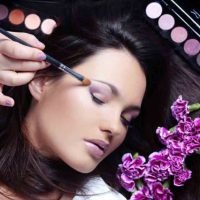 AR Beauty World make-up